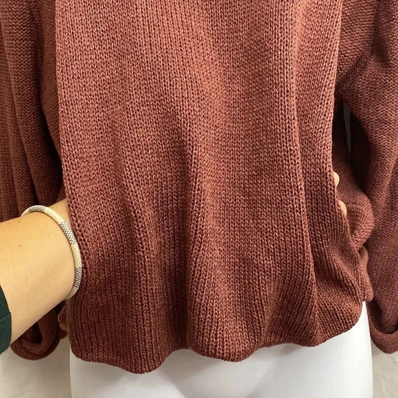 Vintage Boatneck Knit Sweater With Knot Details and Pocket- Mauve - Picture 4 of 8